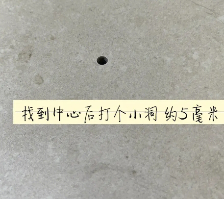 海沧瓷砖空鼓维修公司专业解答在瓷砖铺贴过程中，如果砂料搅拌不均匀，将会带来以下问题
